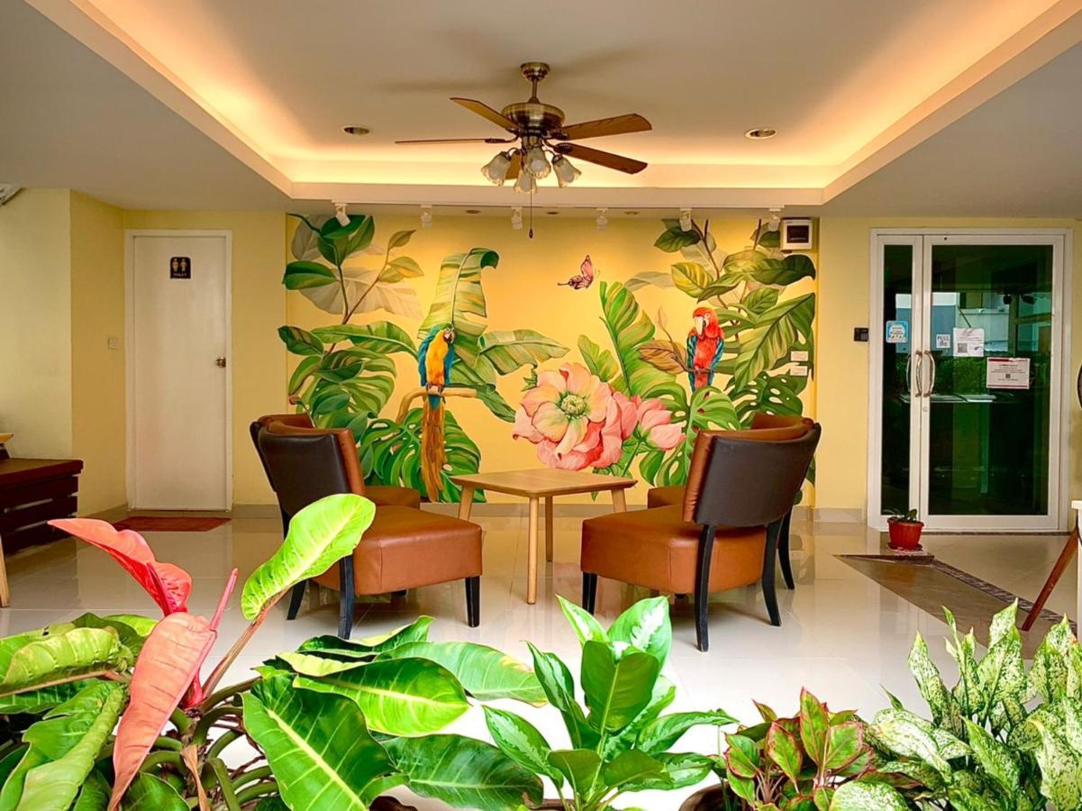 Salin Home Hotel Ramkhamhaeng Banguecoque Exterior foto