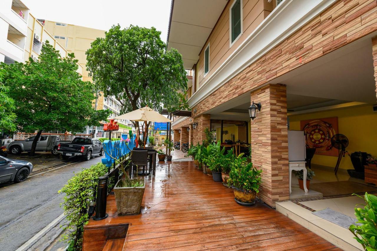 Salin Home Hotel Ramkhamhaeng Banguecoque Exterior foto
