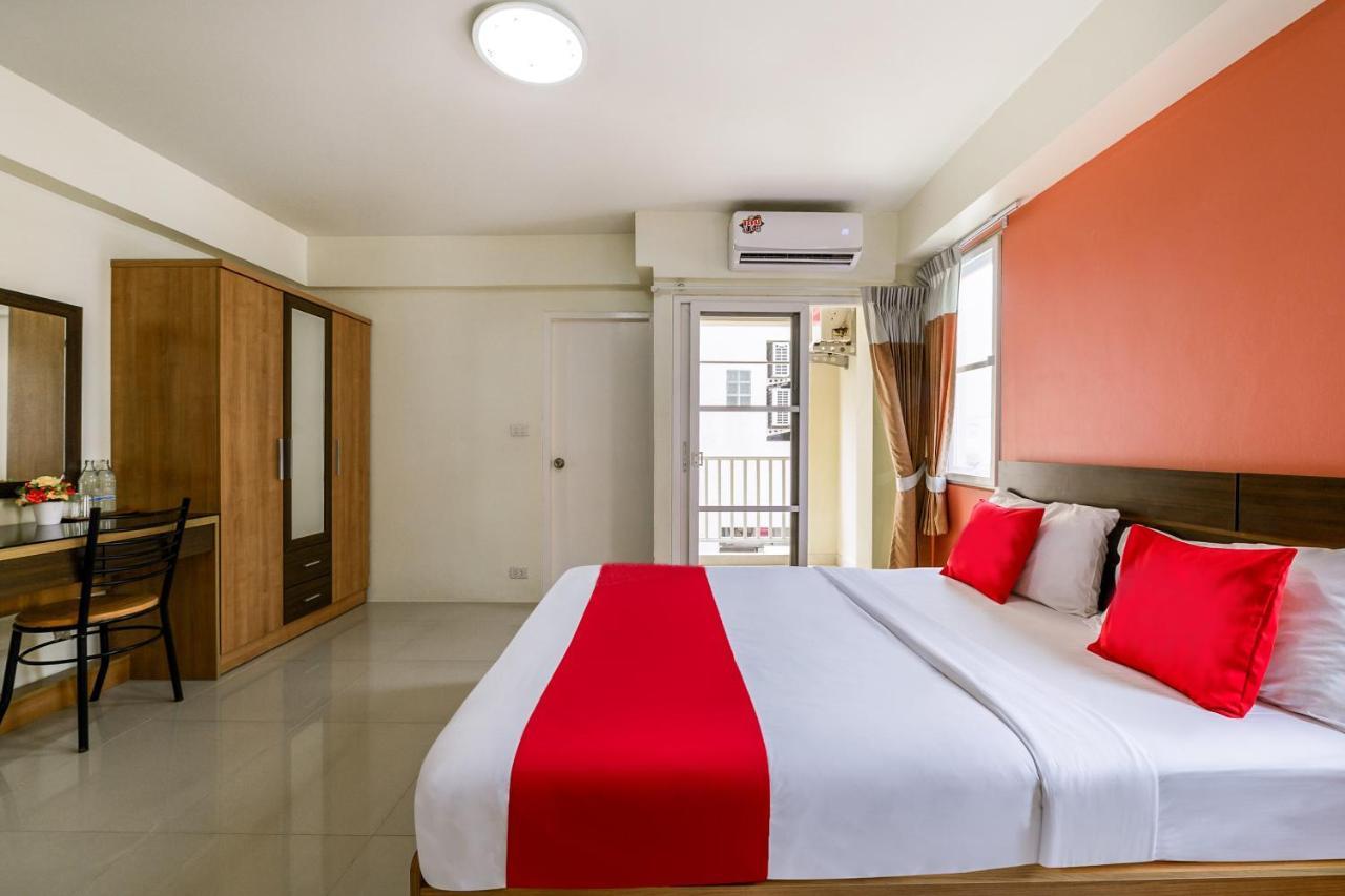 Salin Home Hotel Ramkhamhaeng Banguecoque Exterior foto